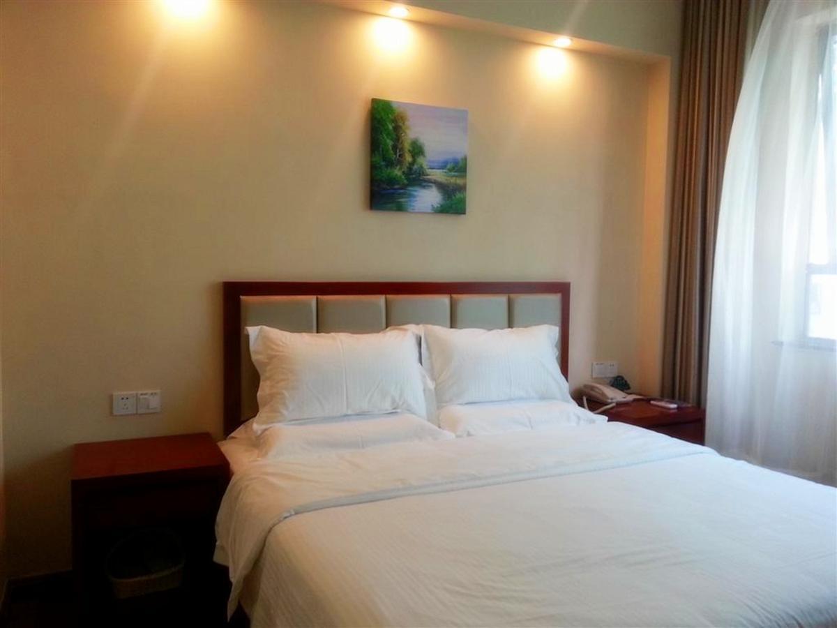 Greentree Inn Zhejiang Ningbo East Baizhuang Rd. Express Hotel 外观 照片